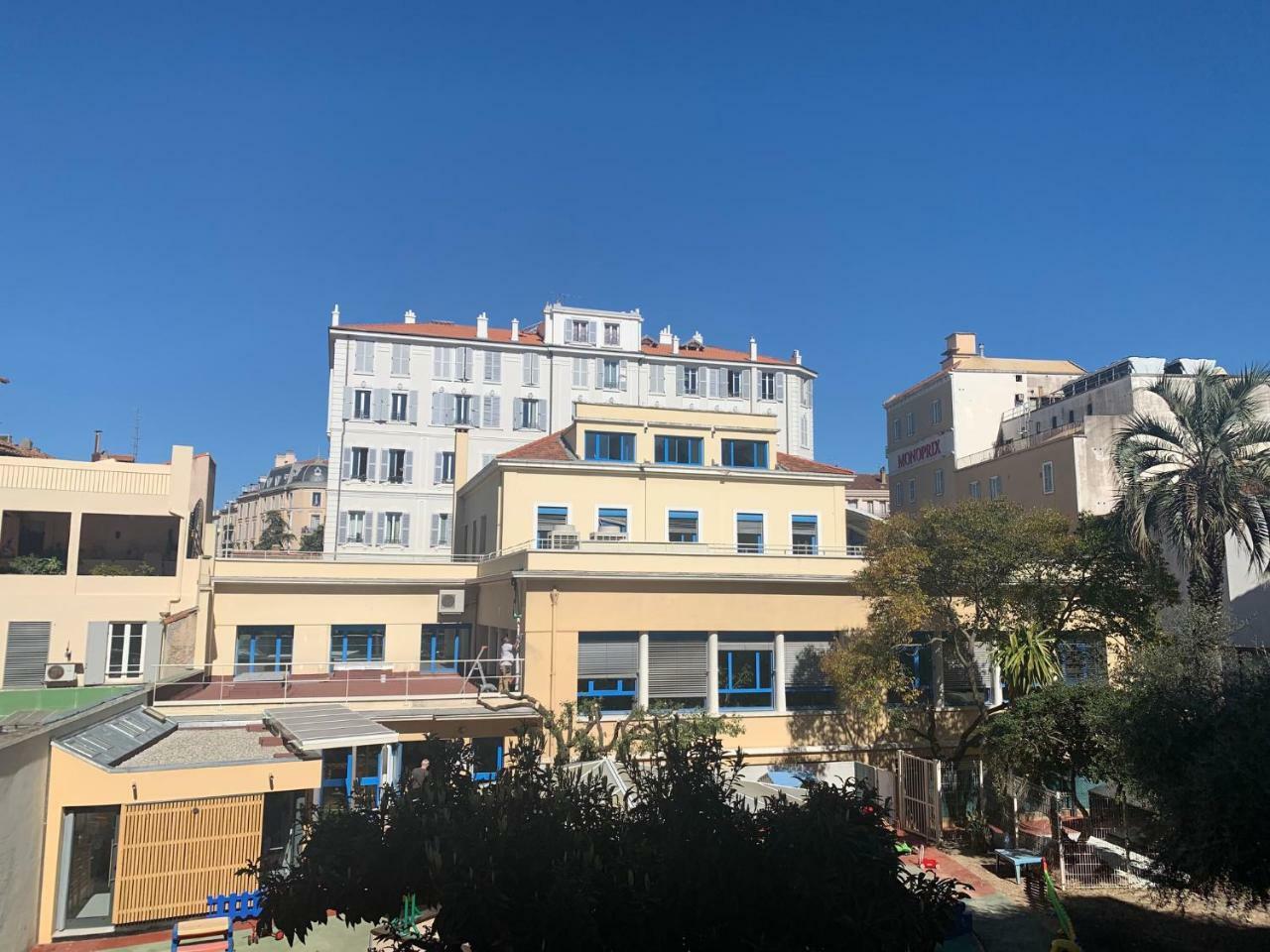 9 Rue Buttura Apartment Кан Екстериор снимка